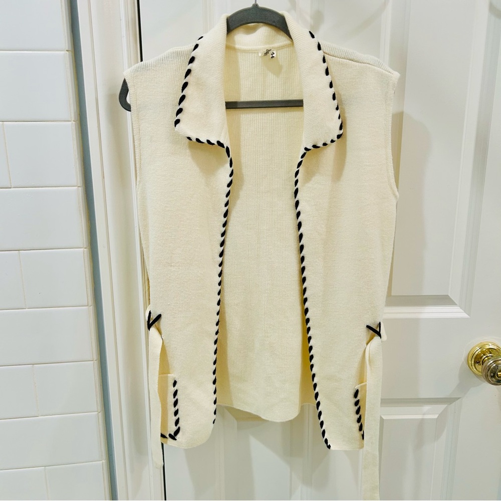 Vintage Cream Knit Cardigan Whipstitch Black Trim Vest Sleeveless - Picture 12 of 13